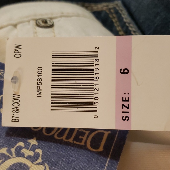 New womans democracy white capri jeans size 6 - Picture 4 of 4